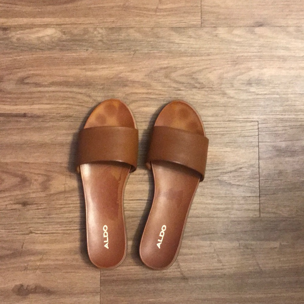 Cognac Aldo Slides